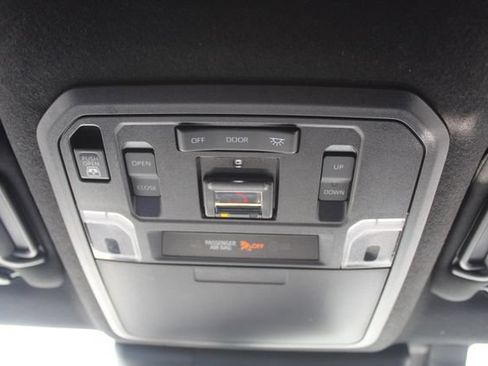 Used 2026 Toyota 4Runner Platinum AWD/4WD image 36
