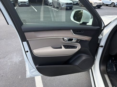 Certified 2026 Volvo XC90 B5 Plus w/ Protection Package Premier AWD/4WD image 14