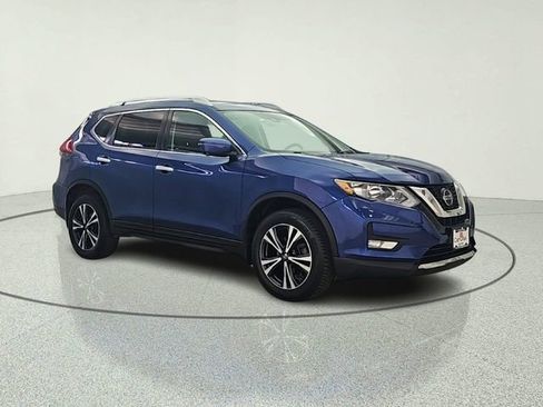 Used 2020 Nissan Rogue SV AWD/4WD image 8