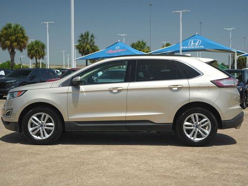 Used 2018 Ford Edge SEL w/ Equipment Group 201A FWD image 3