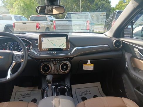 New 2025 Chevrolet Blazer Premier image 23