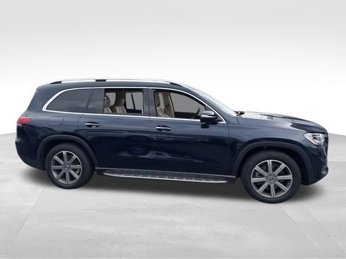 Used 2022 Mercedes-Benz GLS 450 4MATIC image 16