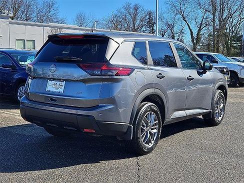 Certified 2025 Nissan Rogue S image 8