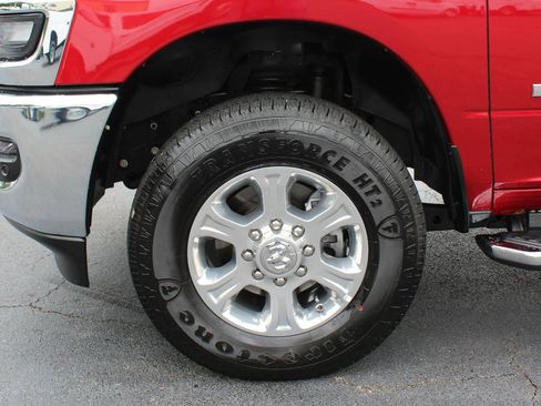 Used 2026 RAM 2500 Big Horn AWD/4WD image 38