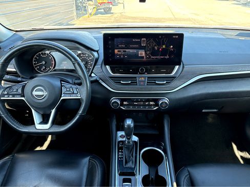 Certified 2023 Nissan Altima 2.5 SL image 4