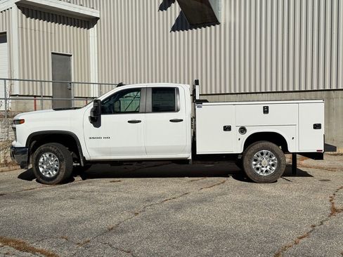 New 2025 Chevrolet Silverado 3500 W/T w/ WT Convenience Package image 5