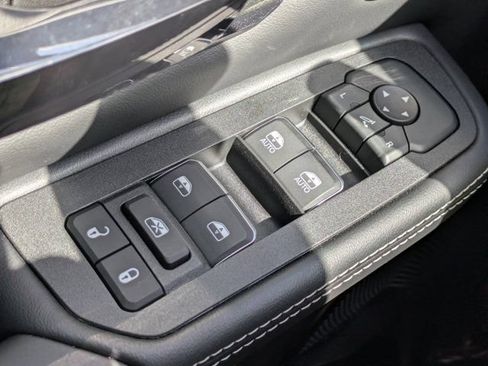 New 2026 RAM 1500 Limited AWD/4WD image 19