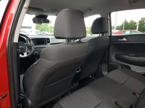 Used 2020 Kia Sportage LX AWD/4WD image 9