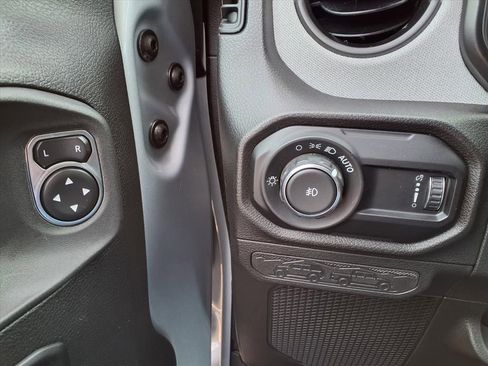 Used 2024 Jeep Wrangler Sport S image 24