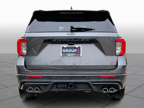 Used 2020 Ford Explorer ST w/ Premium Technology Package image 4