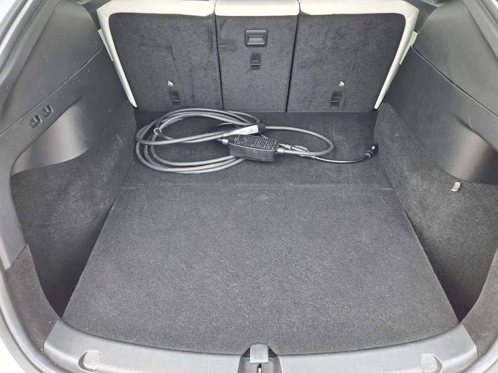 Used 2022 Tesla Model Y Performance AWD/4WD image 32