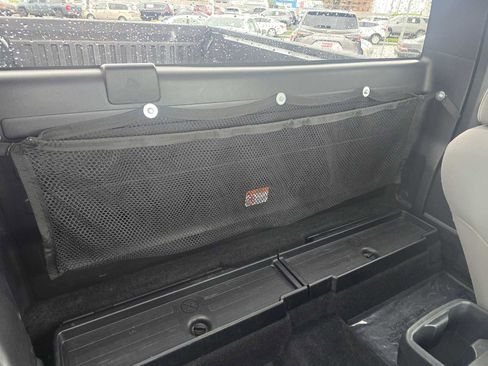 Used 2019 Toyota Tacoma SR RWD image 13