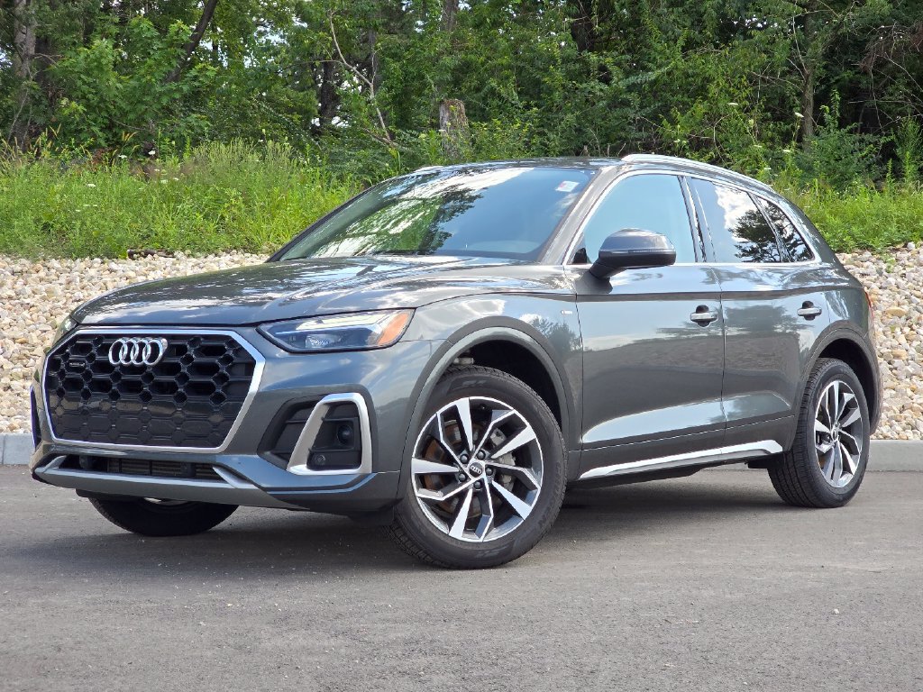 Certified 2023 Audi Q5 2.0T Premium w/ Convenience Package AWD/4WD image 1