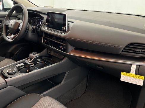 New 2026 Nissan Rogue SV image 24