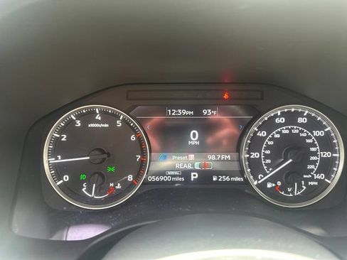 Used 2022 Mitsubishi Outlander SEL Black Edition FWD image 5