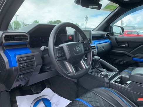 Used 2024 Toyota Tacoma TRD Off-Road AWD/4WD image 11