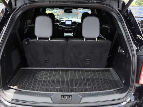 Used 2020 Ford Explorer Limited w/ Class III Trailer Tow Package AWD/4WD image 26