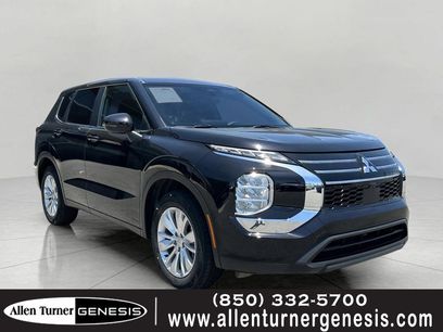 Used 2025 Mitsubishi Outlander ES