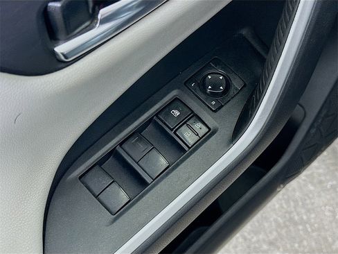 Used 2021 Toyota RAV4 Adventure image 20