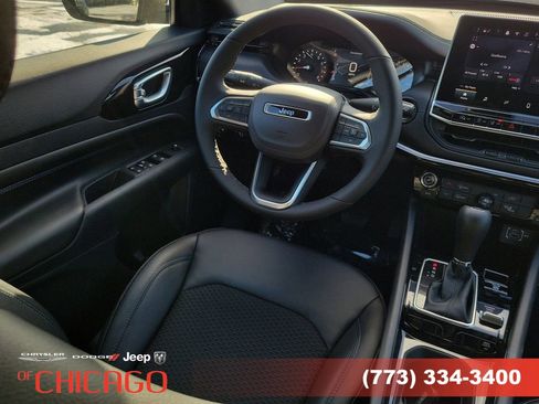 New 2026 Jeep Compass Latitude image 14