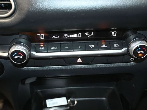 Certified 2024 MAZDA CX-30 AWD 2.5 S w/ Select Sport Pkg image 13