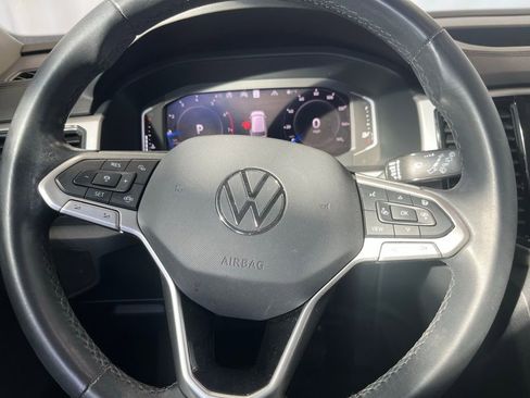 Used 2021 Volkswagen Atlas SEL image 19