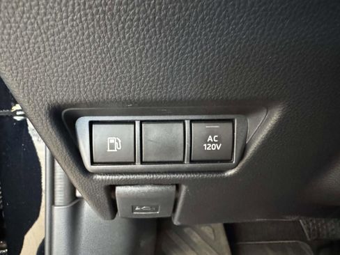 New 2026 Toyota Prius Plug-In Hybrid image 16