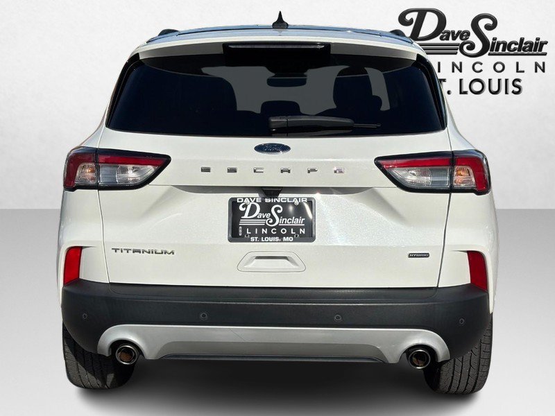 Used 2020 Ford Escape Titanium FWD image 4