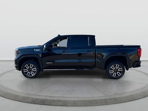 Used 2025 GMC Sierra 1500 AT4 w/ AT4 Premium Package AWD/4WD image 5