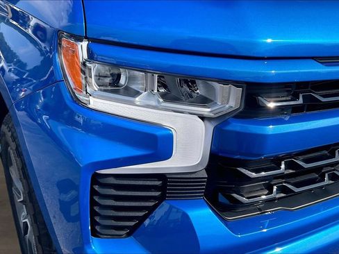 Used 2025 Chevrolet Silverado 1500 RST w/ Z71 Off-Road Package AWD/4WD image 33