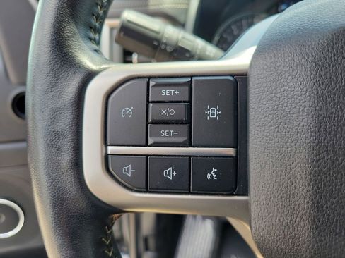 Used 2024 Ford Expedition XLT AWD/4WD image 20