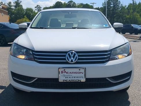 Used 2013 Volkswagen Passat 2.5 SE FWD image 8