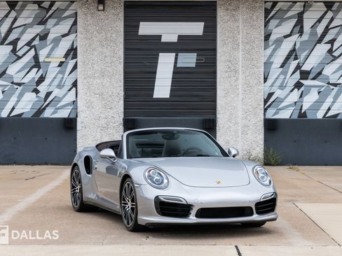 Used 2015 Porsche 911 Turbo S image 1