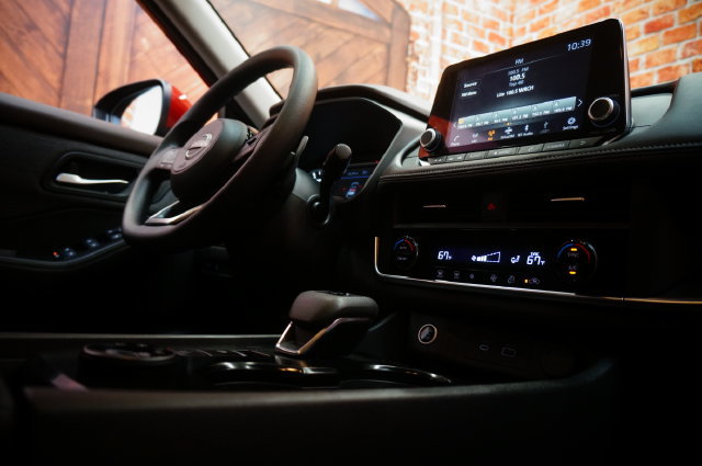 Certified 2023 Nissan Rogue SV AWD/4WD image 45