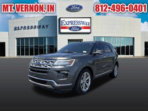 Used 2019 Ford Explorer Limited w/ Class III Trailer Tow Package FWD image 2