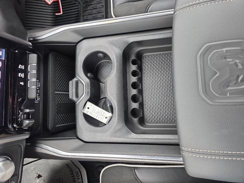 New 2026 RAM 1500 Laramie w/ Sport Appearance Package AWD/4WD image 28