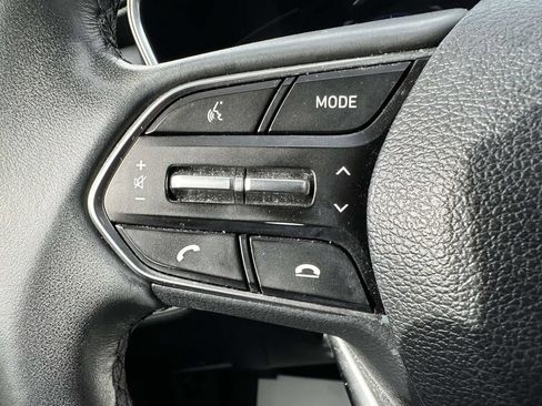 Used 2019 Hyundai Santa Fe Limited AWD/4WD image 18
