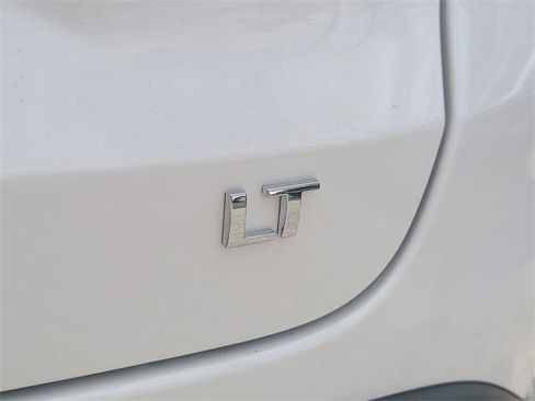 New 2026 Chevrolet Trax LT image 10