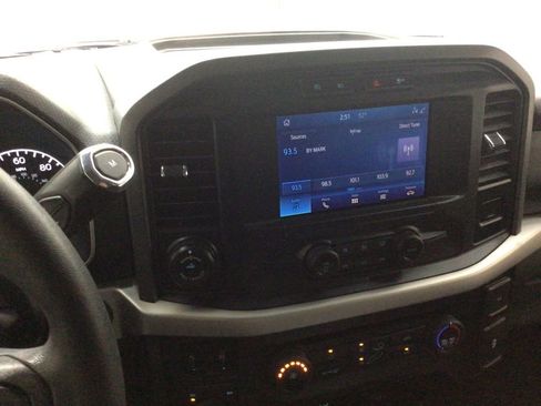 Used 2021 Ford F150 XLT w/ Trailer Tow Package image 14