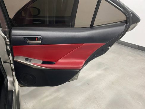 Used 2018 Lexus IS 300 F Sport image 46