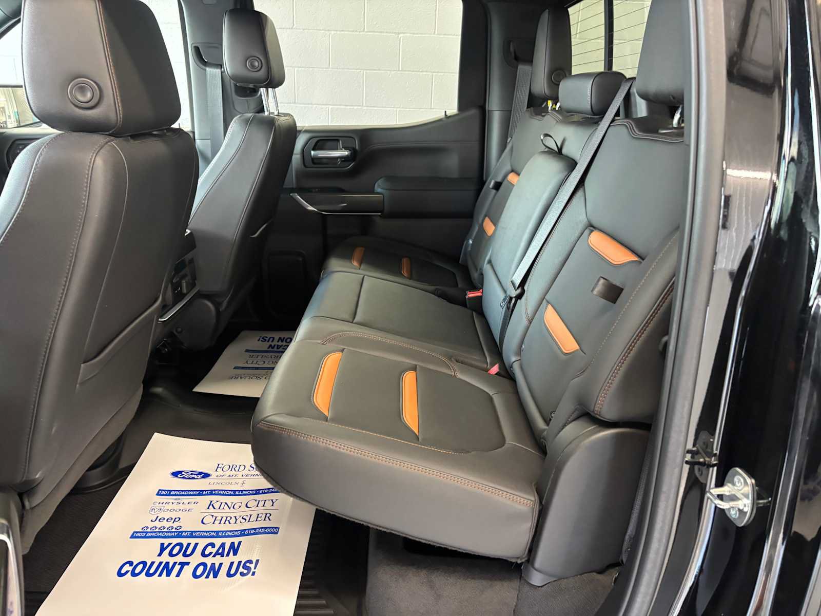 Used 2022 GMC Sierra 1500 AT4 w/ AT4 Premium Package AWD/4WD image 10