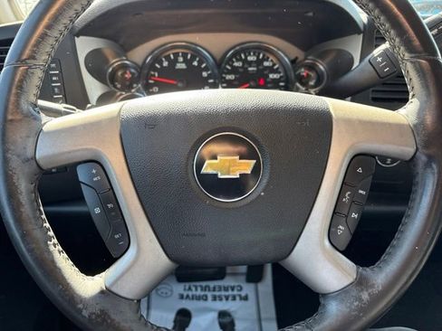 Used 2011 Chevrolet Silverado 1500 LT w/ All-Star Edition AWD/4WD image 30