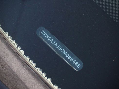 Used 2012 Volkswagen Jetta GLI Autobahn FWD image 43