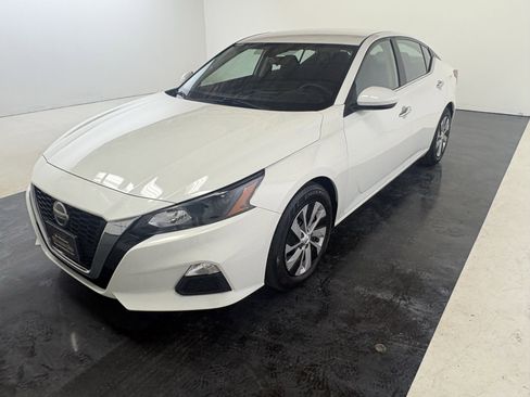 Used 2022 Nissan Altima 2.5 S image 13