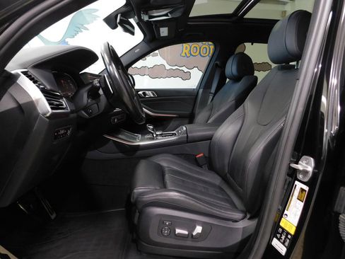 Used 2021 BMW X5 xDrive40i AWD/4WD image 28