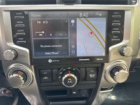 Used 2022 Toyota 4Runner SR5 Premium image 35