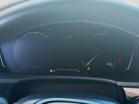 Used 2025 Honda Civic Sport image 9