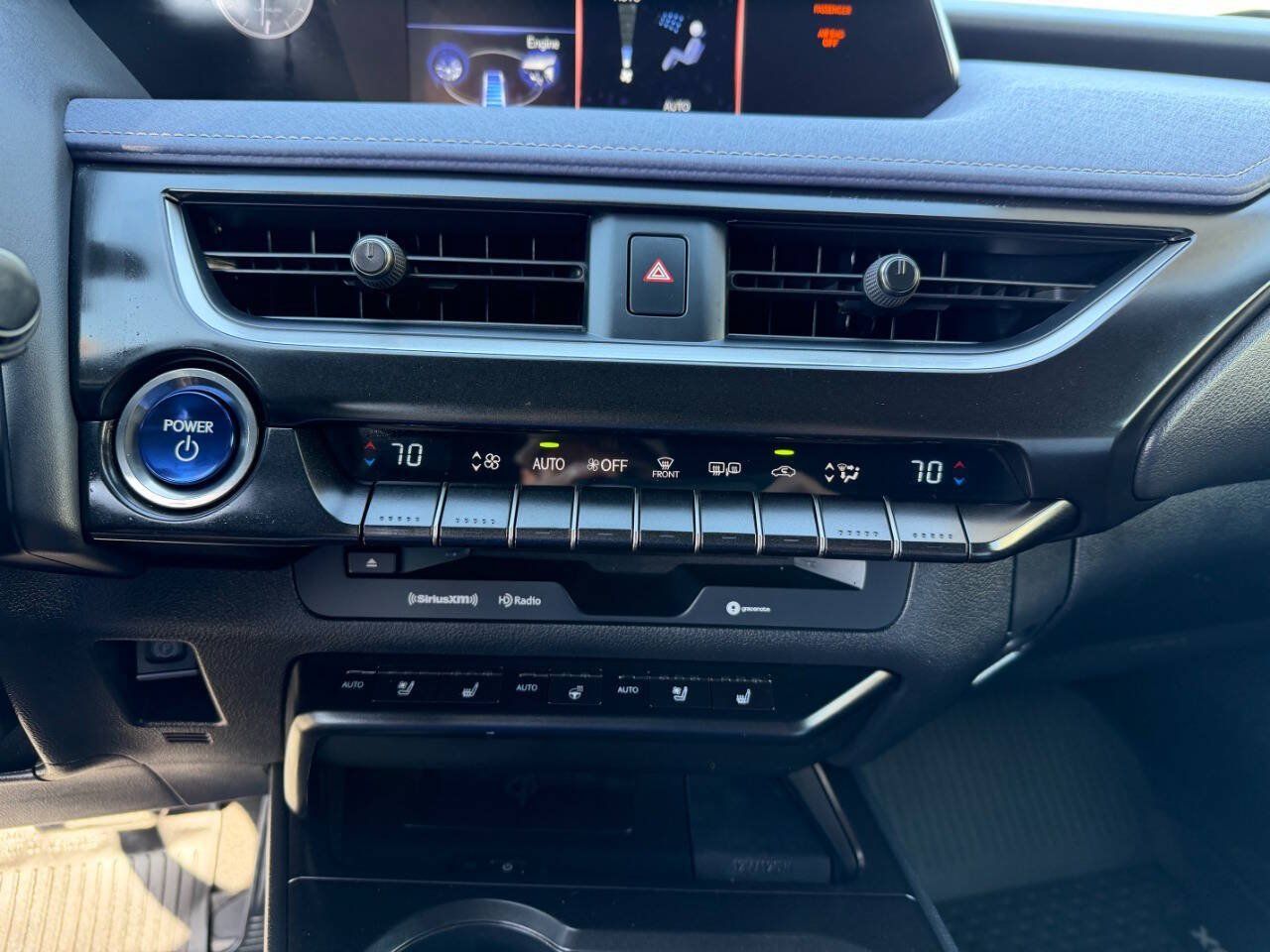 Used 2021 Lexus UX 250h w/ Premium Package AWD/4WD image 27