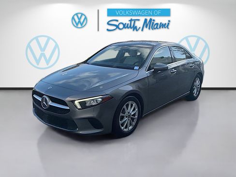 Used 2021 Mercedes-Benz A 220 image 3