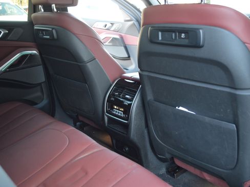 Used 2021 BMW X6 M50i w/ Premium Package image 30